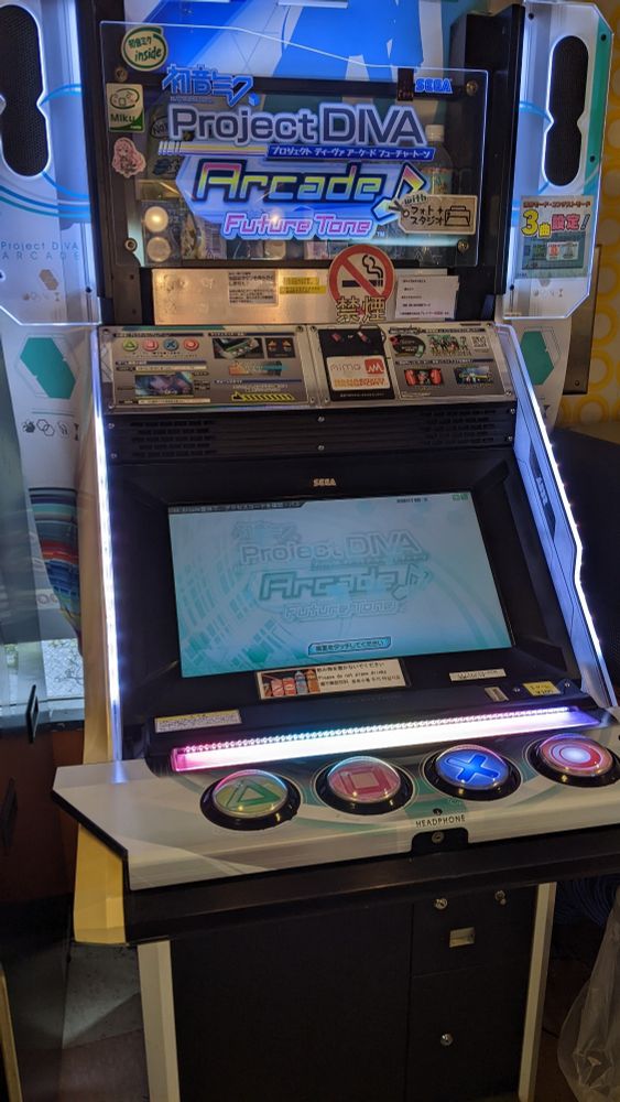 Hatsune Miku Project Diva Arcade machine
